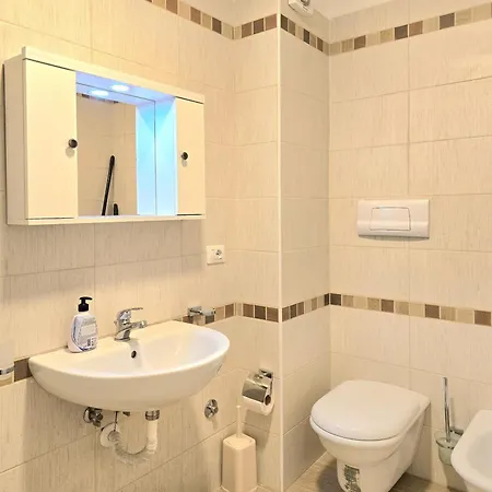 Sea Vista Apartment
