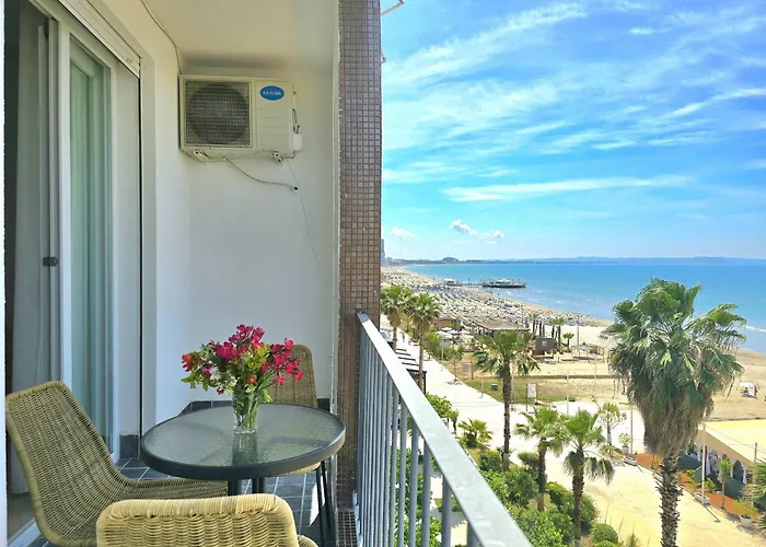 Sea Vista 158 *