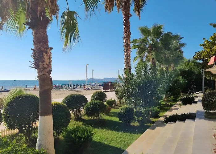 Sea Vista 158